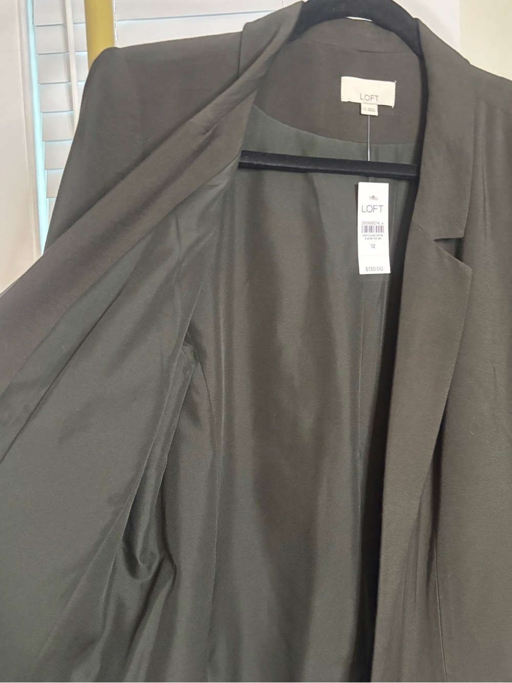 LOFT Olive Open-Front Blazer Jacket NWT
Size 12 - Picture 6 of 8